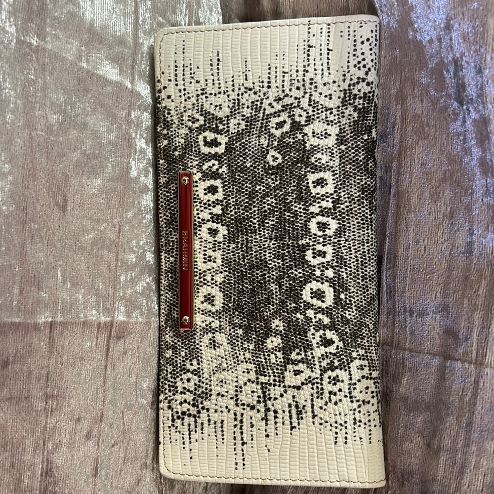 Brahmin wallet